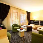 Starton Otel 3*